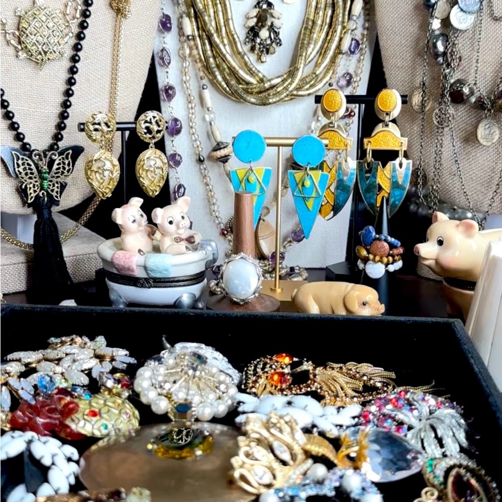 4- 15 WEDS Vintage Jewelry - LIKE THIS SHOW TO BE NOTIFIED FOR NEXT SHOW - Picture 7 of 12